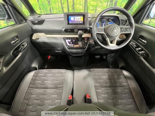 mitsubishi delica 2023 CFJ1623758 image 2