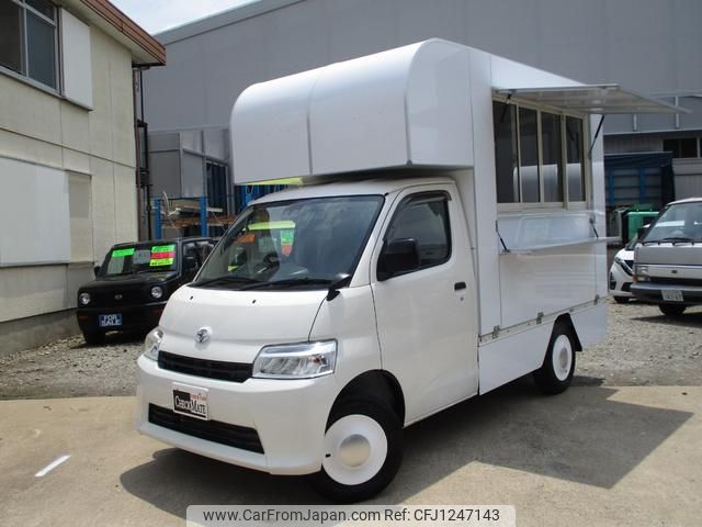 toyota townace-truck 2023 GOO_NET_EXCHANGE_0541452A30250605W001 image 1