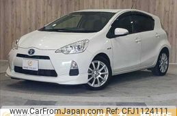 toyota aqua 2012 -TOYOTA--AQUA DAA-NHP10--NHP10-2038302---TOYOTA--AQUA DAA-NHP10--NHP10-2038302-