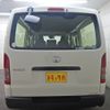 toyota hiace-van 2020 REALMOTOR_N9022110002F-90 image 5