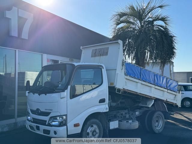 hino dutro 2016 GOO_NET_EXCHANGE_0402607A30241209W001 image 1