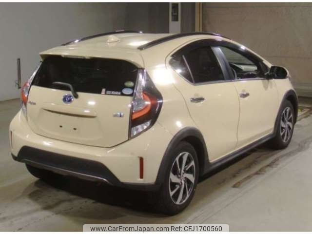 toyota aqua 2020 CFJ1700560 image 2