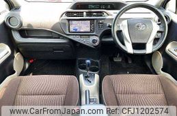toyota aqua 2012 504928-930023