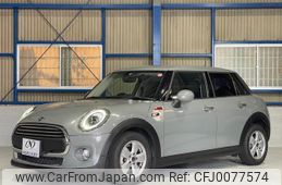 mini mini-others 2018 quick_quick_DBA-XU15M_WMWXU52090TH94363