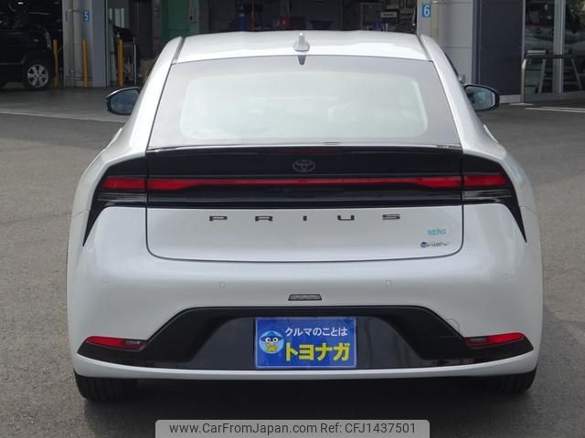 toyota prius 2023 -TOYOTA 【群馬 302ﾉ9424】--Prius MXWH60--4031853---TOYOTA 【群馬 302ﾉ9424】--Prius MXWH60--4031853- image 2