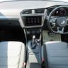 volkswagen tiguan 2018 -VOLKSWAGEN--VW Tiguan ABA-5NCZE--WVGZZZ5NZJW895100---VOLKSWAGEN--VW Tiguan ABA-5NCZE--WVGZZZ5NZJW895100- image 2