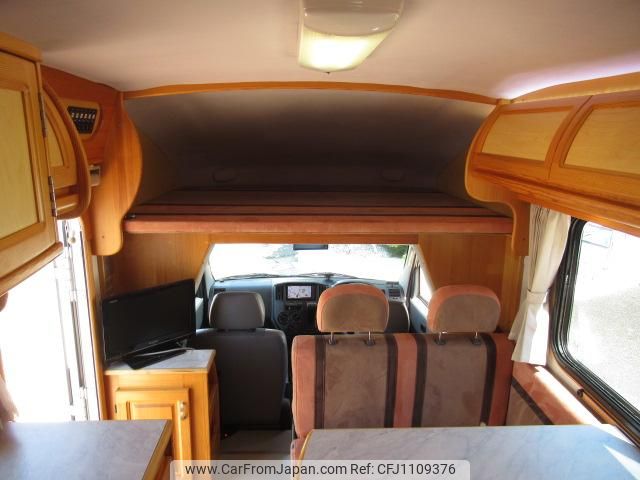 toyota townace-truck 2013 GOO_JP_700056143030250501001 image 2