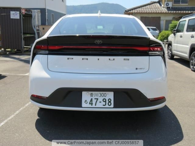 toyota prius 2024 -TOYOTA 【香川 300ﾙ4798】--Prius ZVW60--4026854---TOYOTA 【香川 300ﾙ4798】--Prius ZVW60--4026854- image 2