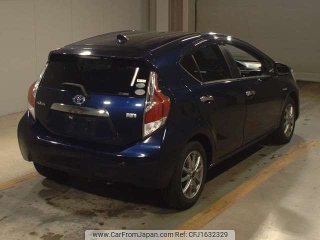 toyota aqua 2017 CFJ1632329 image 2