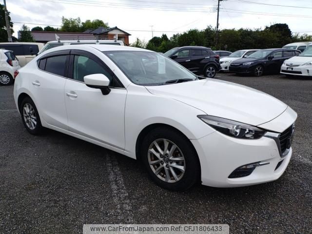 mazda axela 2018 CFJ1806433 image 2