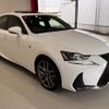lexus is 2017 CFJ1781789 image 4