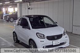 smart fortwo 2017 CFJ1885046