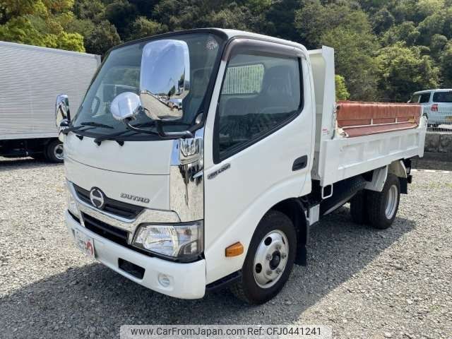 hino dutro 2017 -HINO--Hino Dutoro TKG-XZC630T--XZC630-0001944---HINO--Hino Dutoro TKG-XZC630T--XZC630-0001944- image 1