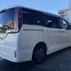 toyota esquire 2018 CFJ1585797 image 3