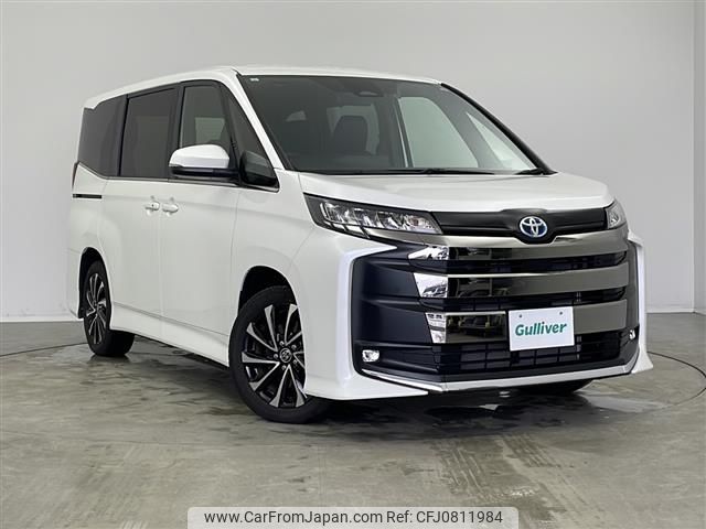 toyota noah 2023 -TOYOTA--Noah 6AA-ZWR90W--ZWR90-0121001---TOYOTA--Noah 6AA-ZWR90W--ZWR90-0121001- image 1