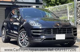 porsche macan 2017 CFJ1577206