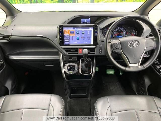 toyota voxy 2018 -TOYOTA--Voxy DBA-ZRR80W--ZRR80-0426481---TOYOTA--Voxy DBA-ZRR80W--ZRR80-0426481- image 2