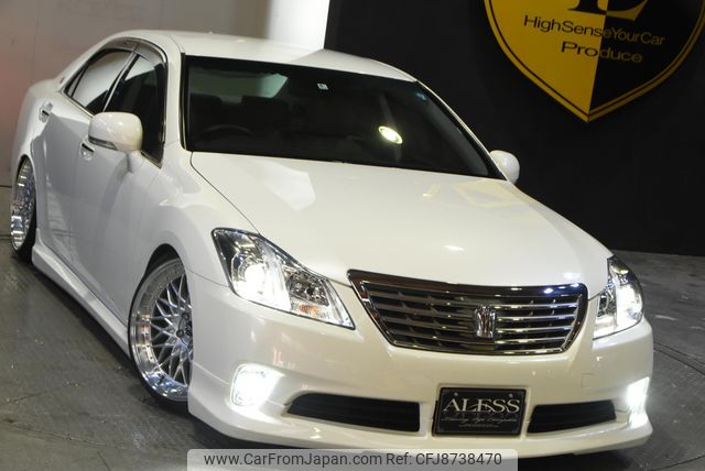 toyota crown-royal-series 2010 CARSENSOR_JP_AU3215267953 image 2