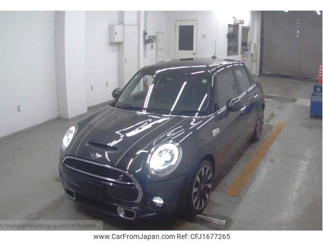 mini mini-others 2015 CFJ1677265 image 1