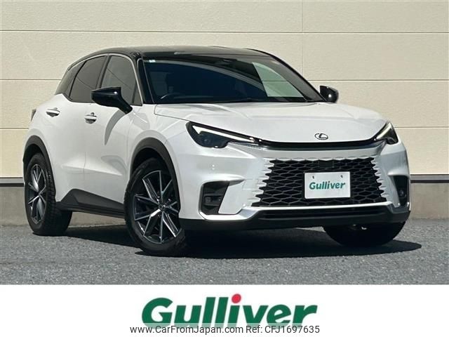 lexus lexus-lbx 2024 CFJ1697635 image 1