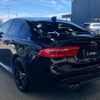 jaguar xe 2019 CFJ1850042 image 17