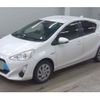 toyota aqua 2015 quick_quick_DAA-NHP10_6400964 image 4