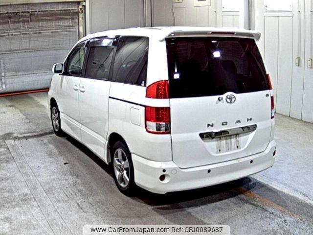 toyota noah 2005 -TOYOTA--Noah AZR60G-0440048---TOYOTA--Noah AZR60G-0440048- image 2