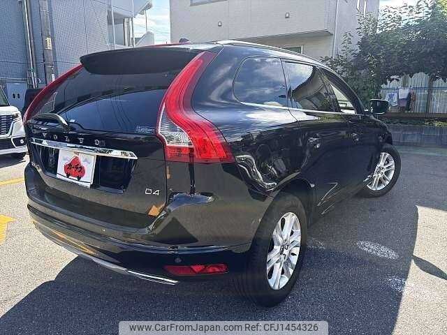 volvo xc60 2015 504928-931590 image 2