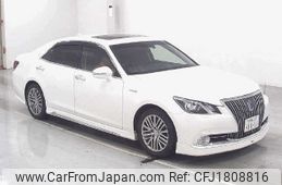 toyota crown-majesta 2013 CFJ1808816