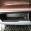 toyota esquire 2018 GOO_JP_700054153030250315002 image 33