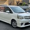 toyota noah 2013 CFJ1722160 image 1