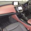 toyota crown 2020 CFJ1735715 image 5