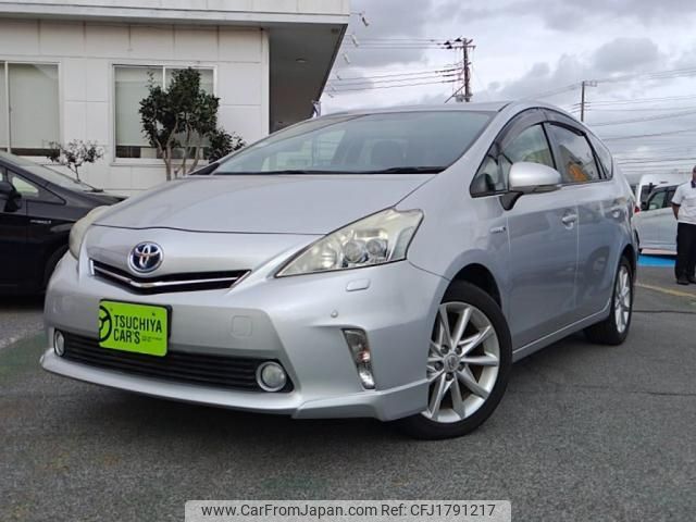 toyota prius-α 2013 CFJ1791217 image 1