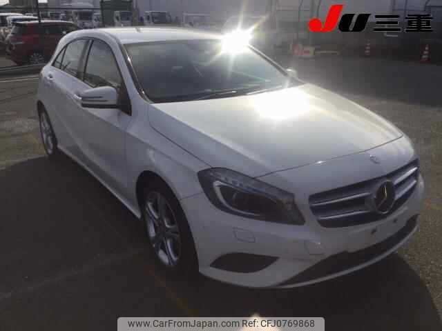 mercedes-benz a-class 2015 -MERCEDES-BENZ--Benz A Class 176042--2V097581---MERCEDES-BENZ--Benz A Class 176042--2V097581- image 1