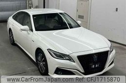 toyota crown 2019 CFJ1715870