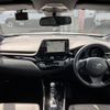 toyota c-hr 2020 quick_quick_6AA-ZYX11_ZYX11-2023768 image 3