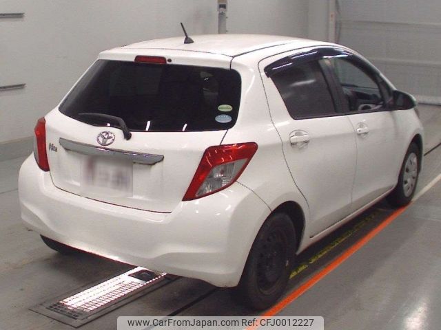 toyota vitz 2013 -TOYOTA--Vitz KSP130-2085121---TOYOTA--Vitz KSP130-2085121- image 2