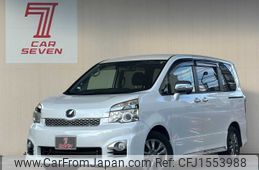 toyota voxy 2013 CFJ1553988