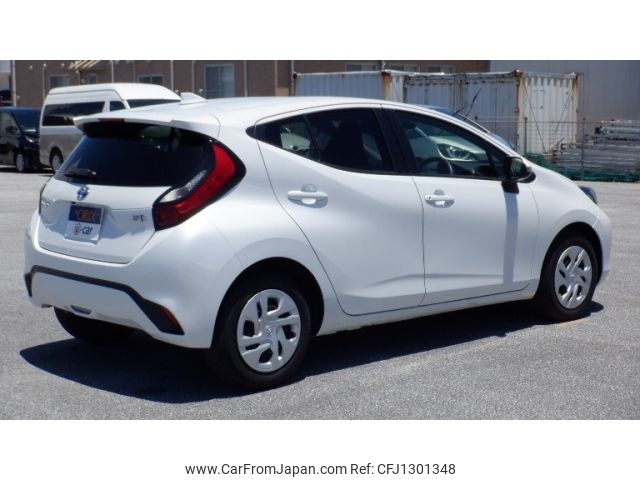 toyota aqua 2023 -TOYOTA--AQUA 6AA-MXPK11--MXPK11-2112944---TOYOTA--AQUA 6AA-MXPK11--MXPK11-2112944- image 2