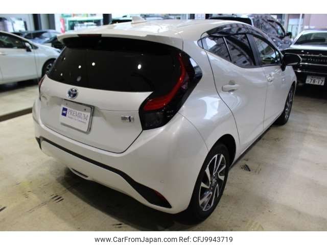 toyota aqua 2022 -TOYOTA 【神戸 539ﾅ 800】--AQUA 6AA-MXPK11--MXPK11-2045643---TOYOTA 【神戸 539ﾅ 800】--AQUA 6AA-MXPK11--MXPK11-2045643- image 2