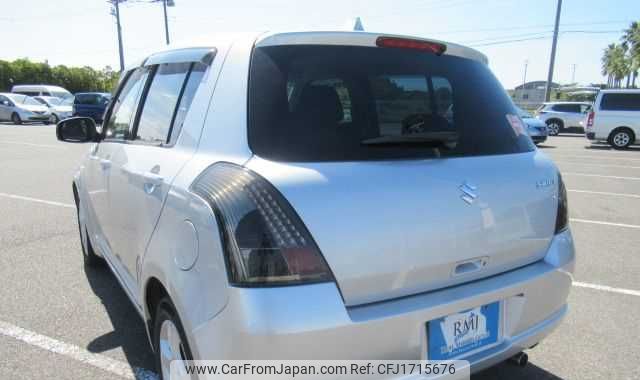suzuki swift 2004 CFJ1715676 image 2