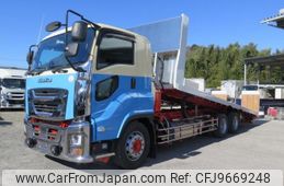 isuzu giga 2022 CFJ9669248