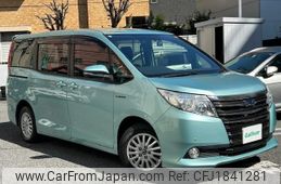 toyota noah 2015 CFJ1841281