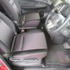 nissan serena 2017 GOO_JP_988025060200601994001 image 29