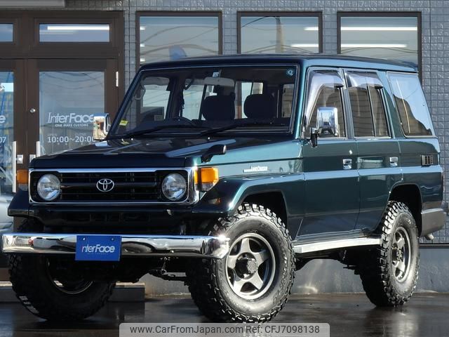 toyota landcruiser-70 1998 GOO_NET_EXCHANGE_0903548A30211211W002 image 1