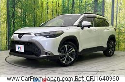 toyota corolla-cross 2023 CFJ1640960