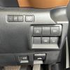 lexus is 2022 CFJ1502603 image 10