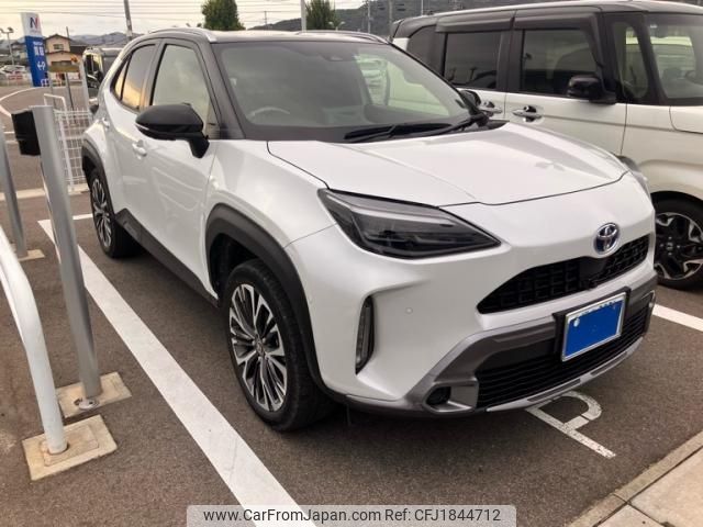 toyota yaris-cross 2023 CFJ1844712 image 1