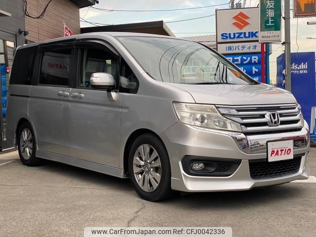 honda stepwagon-spada 2012 GOO_JP_700055065930240714002 image 1