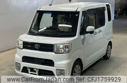 toyota pixis-mega 2017 CFJ1759929